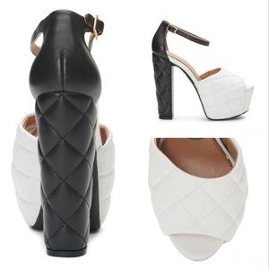 NWT Jessica Simpson Dameka Platform Heels